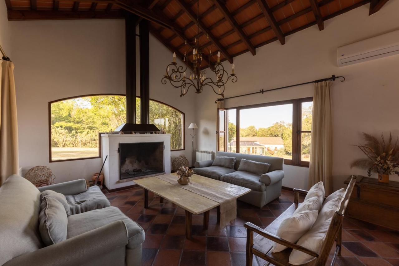 Hotel Torrontes Сан-Лоренцо Екстер'єр фото